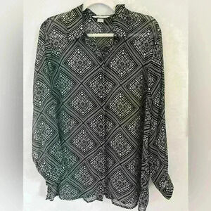 Christopher & Banks Women’s Black & White Patterned Button Up Blouse Size Large